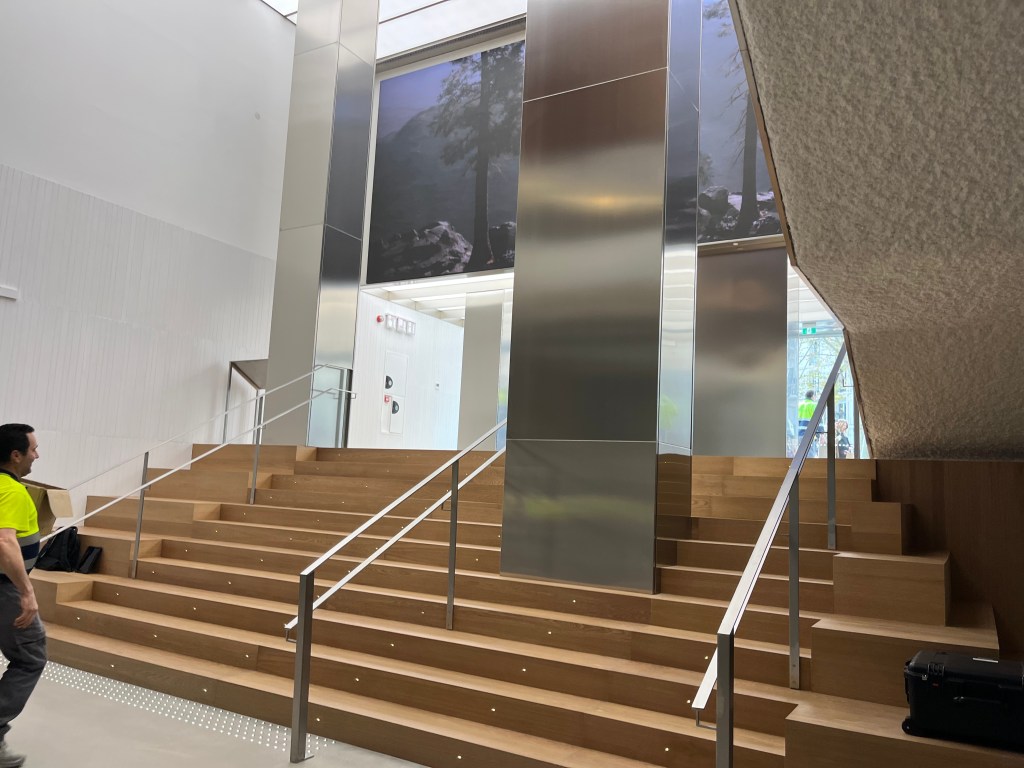 obra singular hall entrada